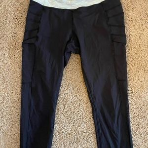 Black Ivivva Leggings